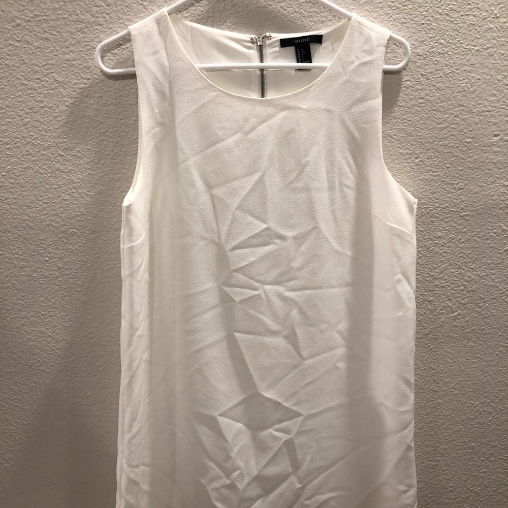 Sleeveless Shift Dress ✨3 for $10✨